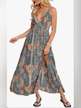 Cupshe Teal Paisley V-Neck Maxi Dress